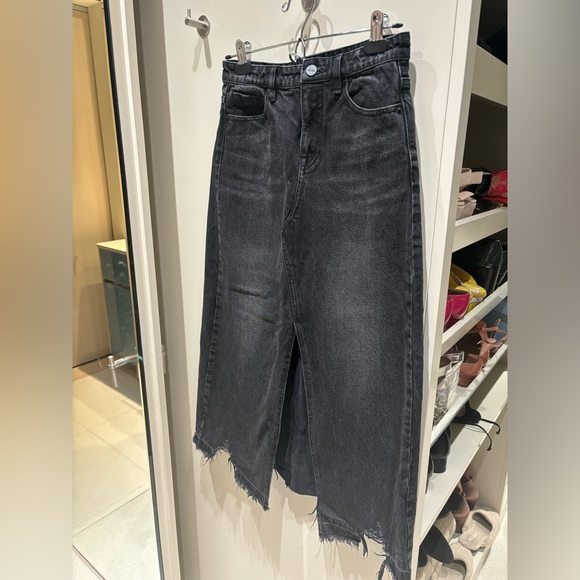 Mo&co. Black denim skirt - Picture 10 of 13